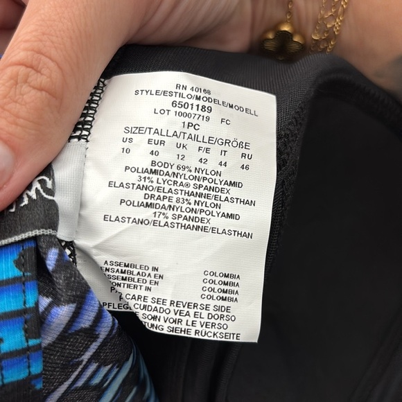 Miraclesuit Purr-Fection Crossover with Mesh One Piece Swimsuit - Picture 5 of 5